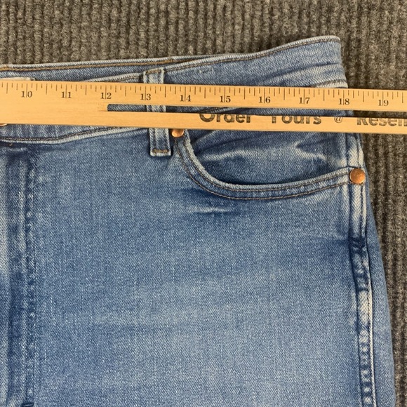 Wrangler Jeans Womens 34x28 Blue Denim Earth Wash Stretch Wriggler Skinny HIgh - Picture 9 of 16